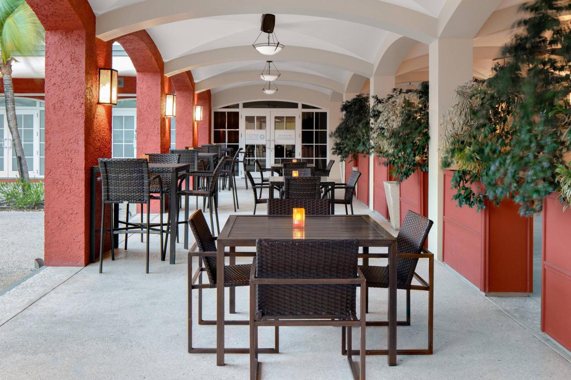 Courtyard By Marriott Bridgetown, Barbados Exterior foto